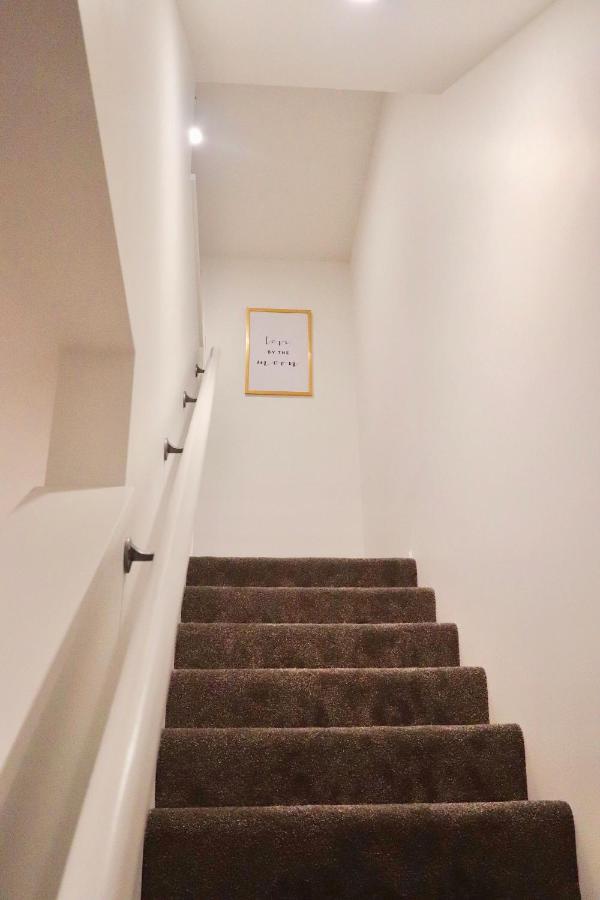Perfect Modern Townhouse Cbd 크라이스트처치 외부 사진